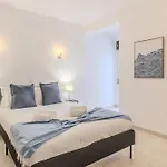 #351 Marina & Marina