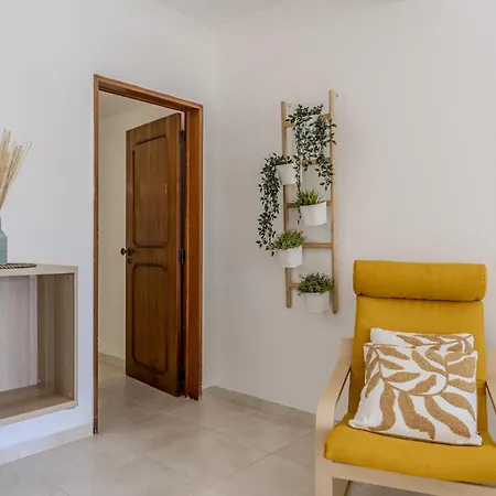 #351 Edificio Marina 1 D By Holidays דירה